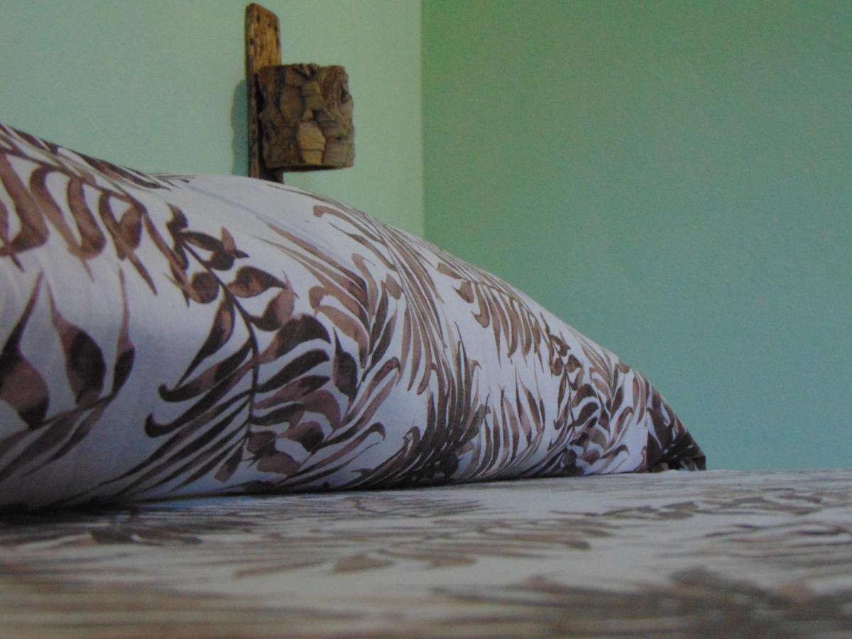 La Contea Bed & Breakfast Sant'Anna Arresi Exterior photo